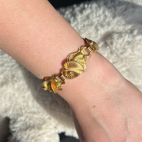 Vintage Gold Leafy Bracelet - Picture 6 of 14